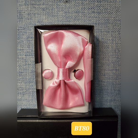 Pre-Tied Bow Ties by Mario Lorenzi - (BT - 79 - 84) - Picture 2 of 6